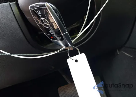 2022 Mercedes-Benz E 350 from USA, damaged, VIN W1KZF8DB7NB034437